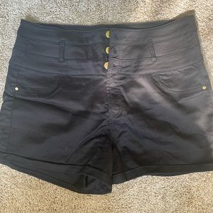 Black jean shorts brand new never worn. Super soft and stretchy fabric.